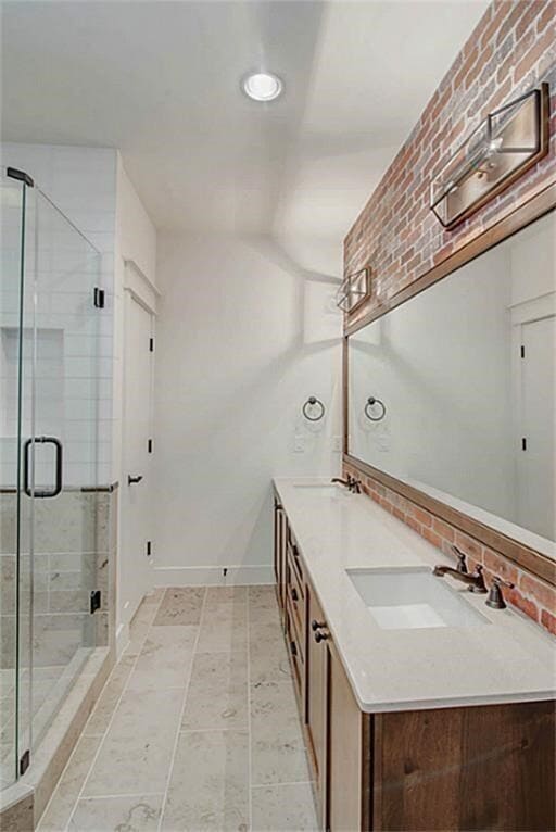 Building Photo - 5810 Venice St