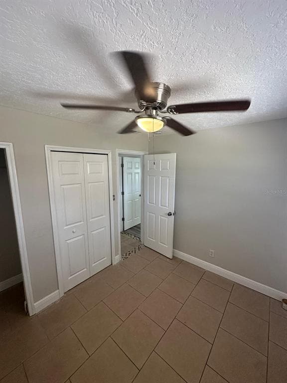 Building Photo - 7207 Harwick Dr