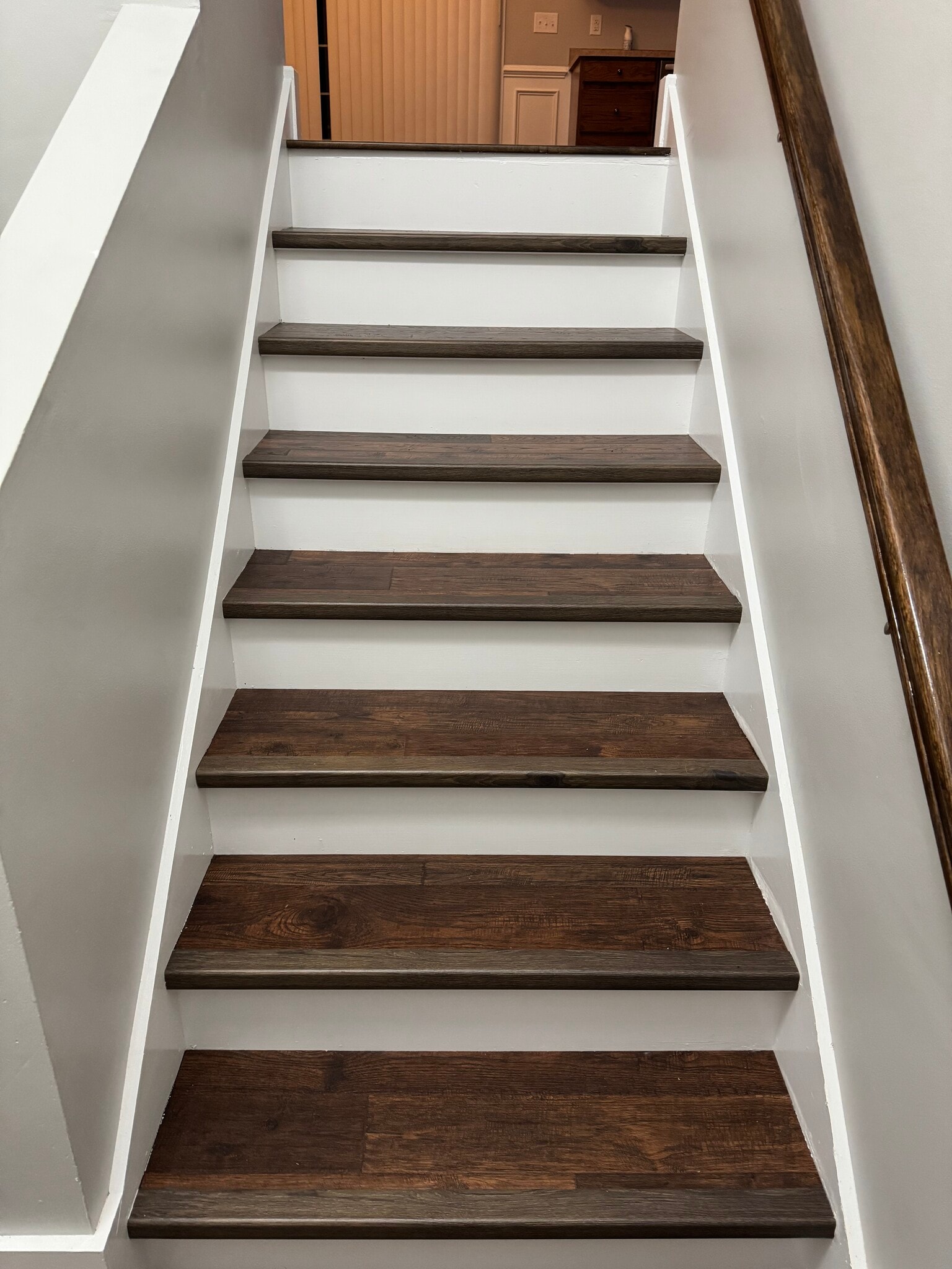 Staircase - 644 Edwardian Ln
