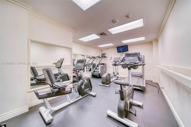 Building Photo - 1111 Crandon Blvd