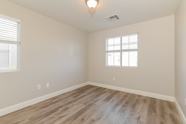 Building Photo - 5677 Bonds Flat St