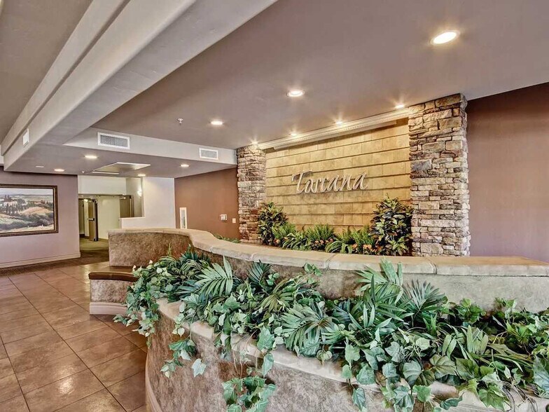 Building Photo - 5450 E Deer Valley Dr