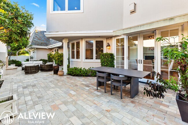 Building Photo - *Move In Special $1,500 Off First Month’s ...