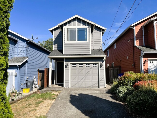 Building Photo - 3-Bedroom Home in vibrant Kenton neighborh...