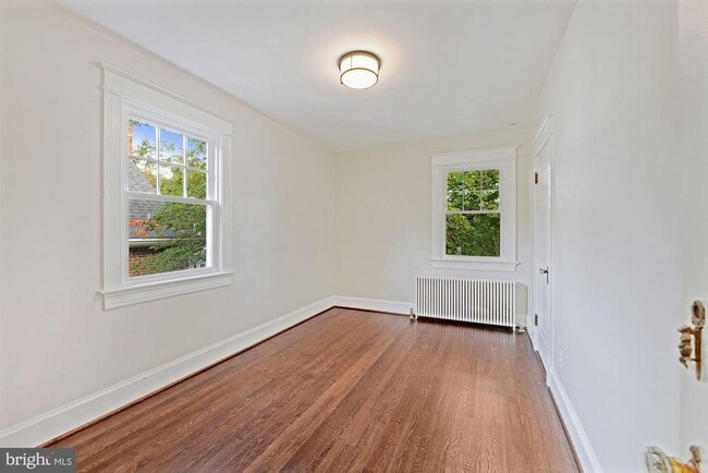 Building Photo - 5923 33rd St NW