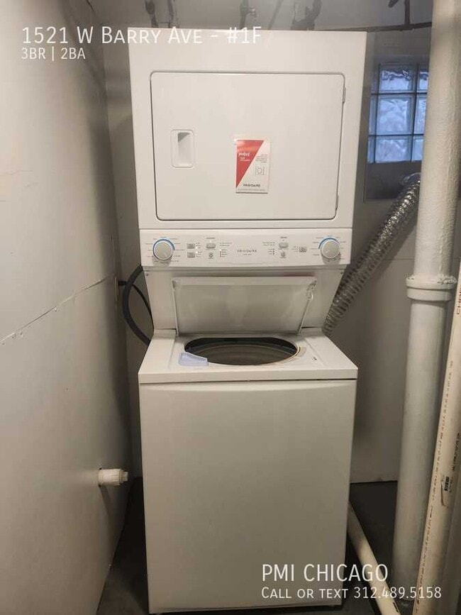 Building Photo - 1521 W Barry Ave