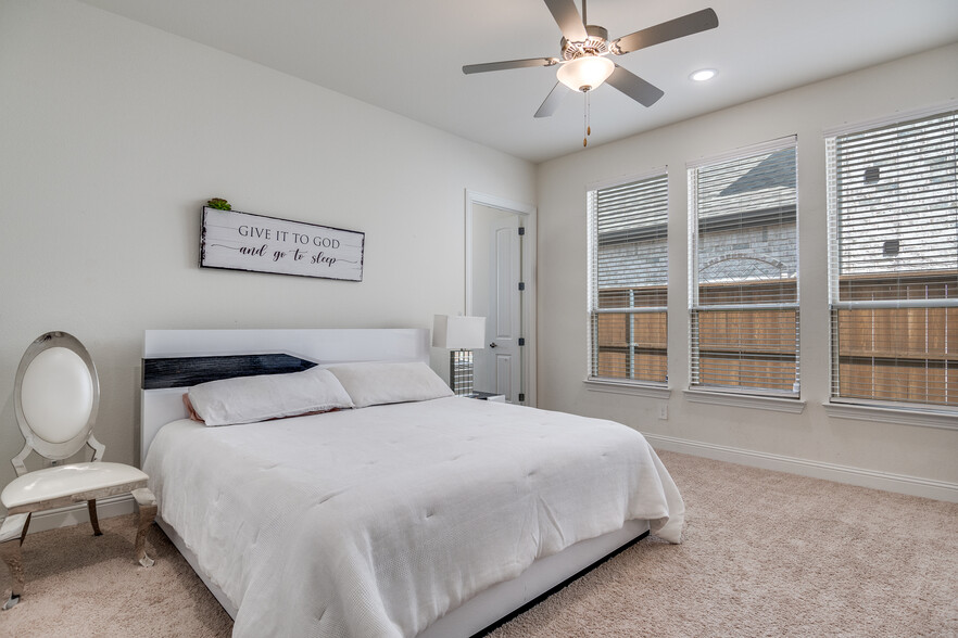 Building Photo - 1521 Buckeye Trl