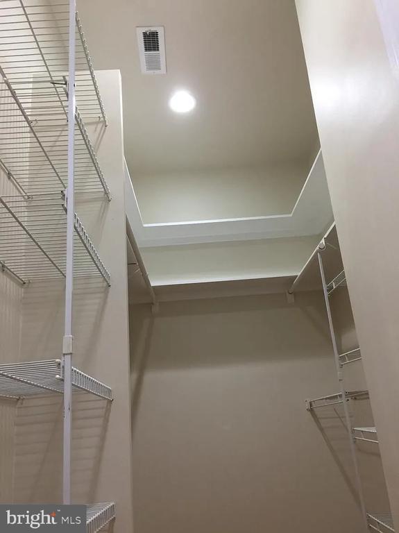 Building Photo - 1504 21st St NW