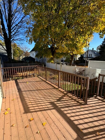 Building Photo - 61 Warner St