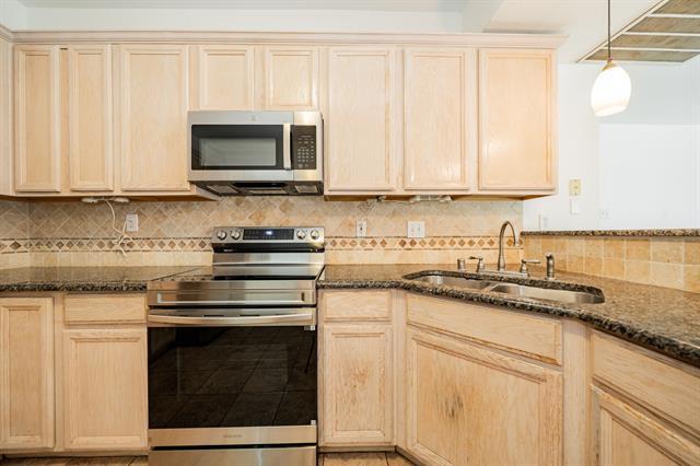 Building Photo - 4129 Elmhill Dr