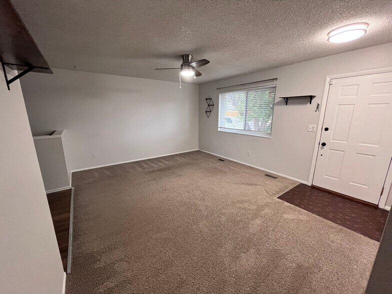 Building Photo - 3100 W 133rd Ave