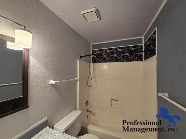 Building Photo - 4 bedroom in Billings MT 59105