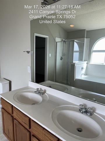 Building Photo - 2411 Canyon Springs Dr