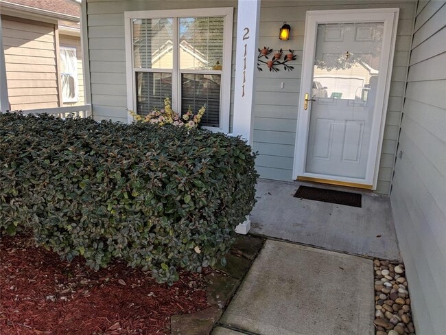 Building Photo - 21111 Sweet River Ln