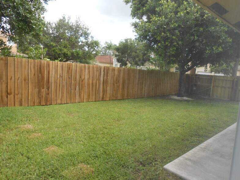 Building Photo - 12301 SW 124th Ter