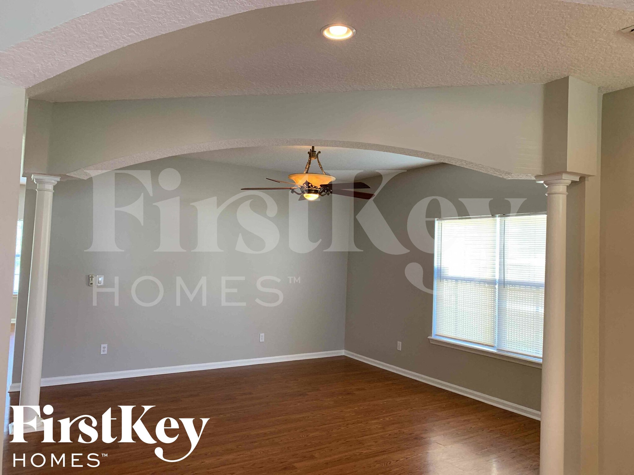 Building Photo - 2831 Harvest Moon Dr
