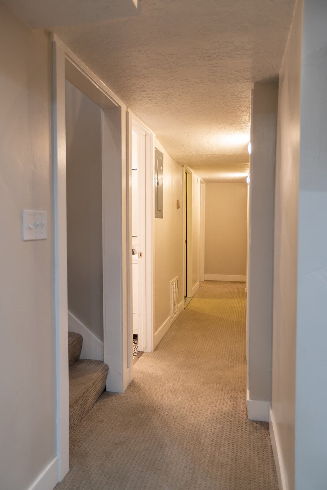 Building Photo - 894 E 840 N