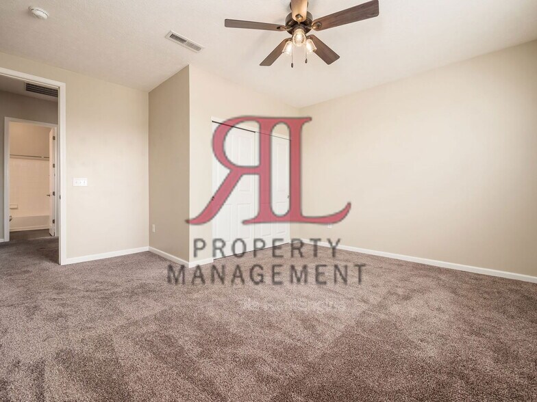 Building Photo - 719 Wintergreen Wy