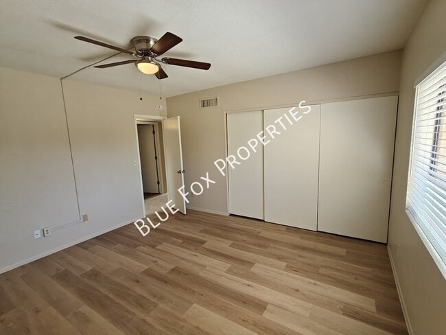 Building Photo - 8305 N Midnight Way