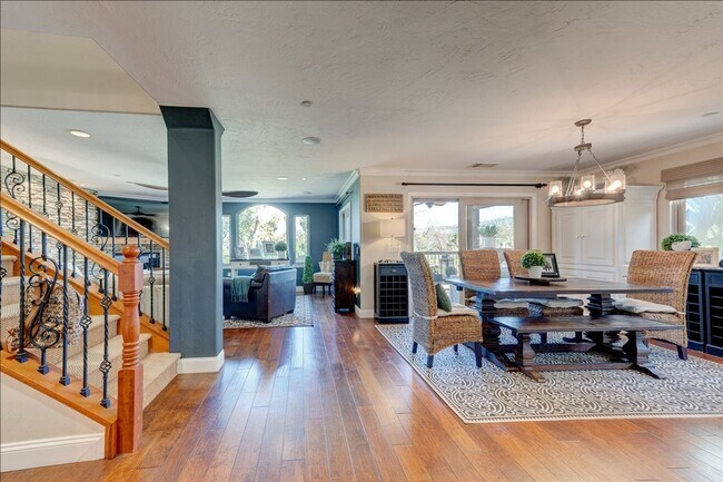 Building Photo - 7608 Camino Aberto