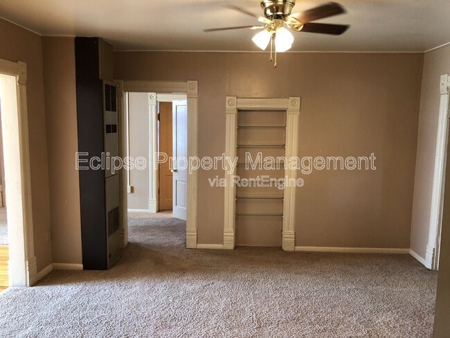Building Photo - 721 3rd St