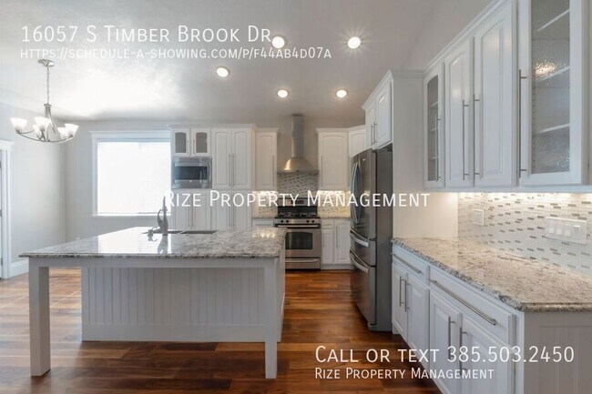 Building Photo - 16057 Timber Brook Dr E