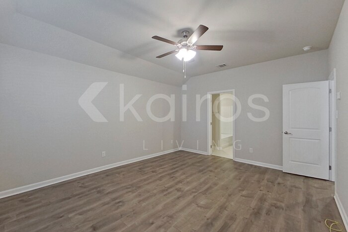 Building Photo - 208 Yardley Ct