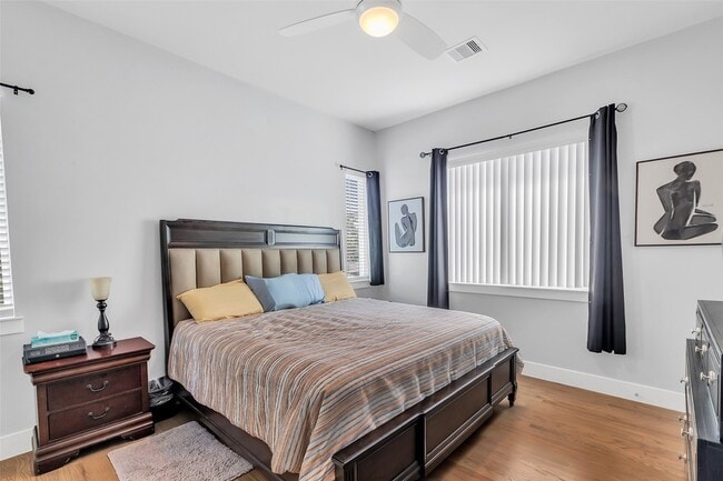 Building Photo - 5021 Nichols St