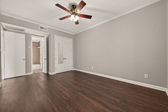 Building Photo - 4515 Briar Hollow Pl
