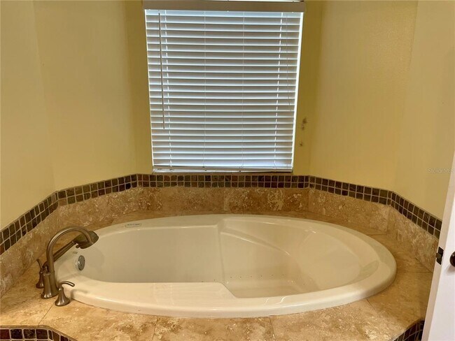 Building Photo - 2564 Islander Ct