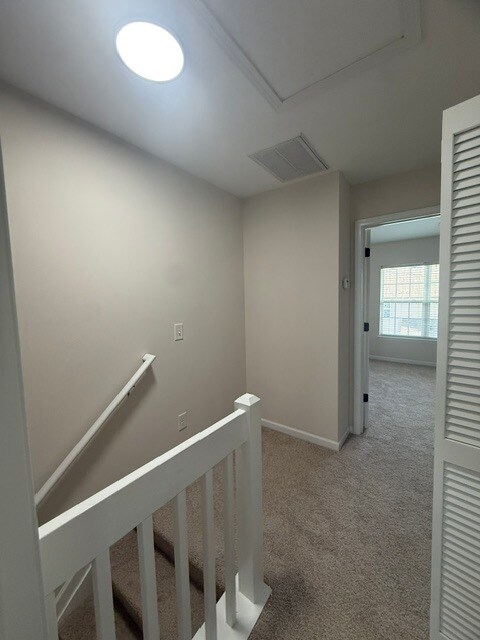 Building Photo - 116 Goldfinch Ave