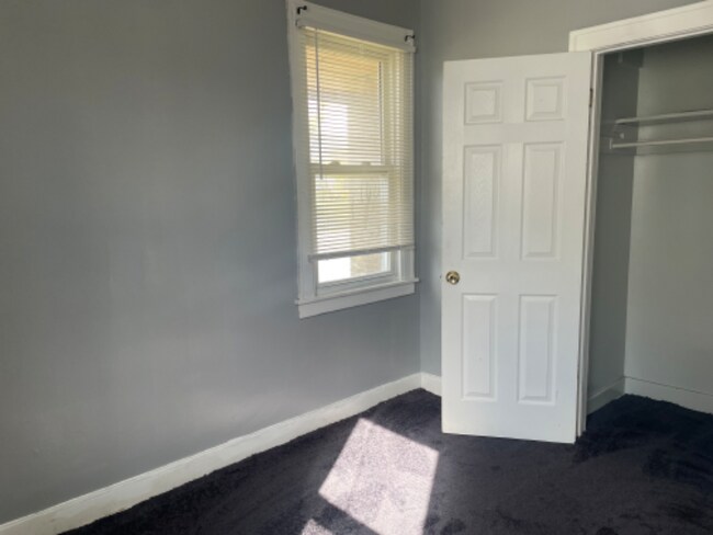 Building Photo - 8241 Ironwood St