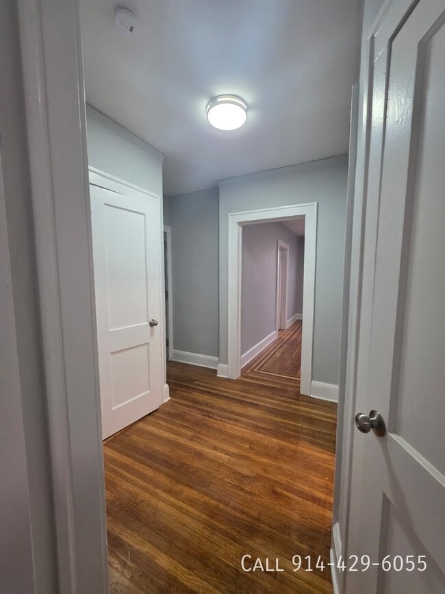 Building Photo - 30 Cliff St