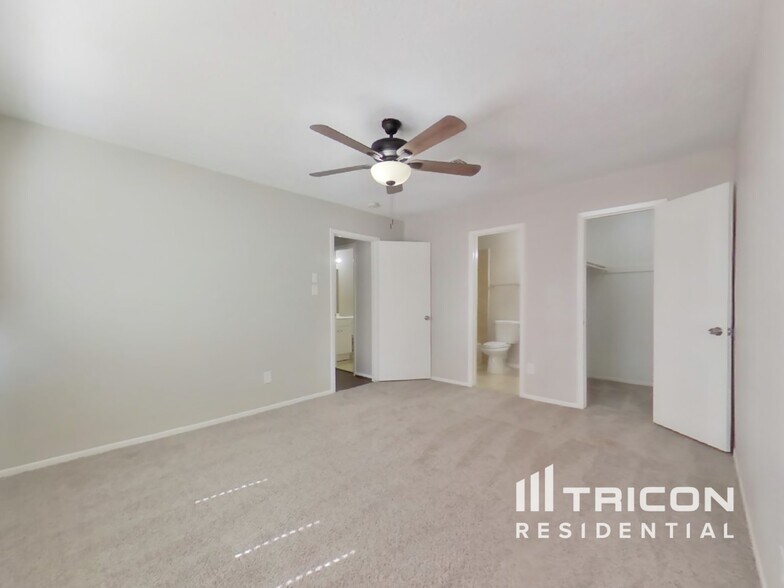 Building Photo - 17803 Glenmark Dr