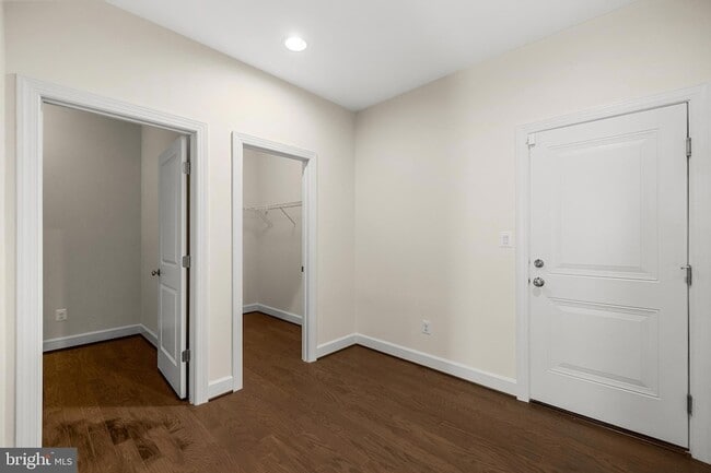 Building Photo - 42289 Porter Ridge Ter