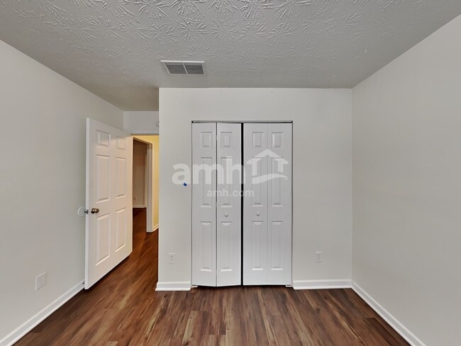 Building Photo - 3188 Bradford Pear Dr