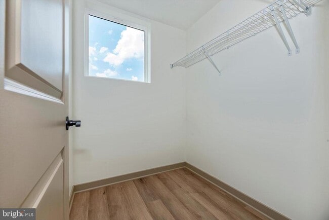 Building Photo - 710 Iron Frg Rd