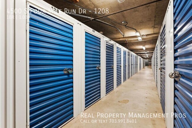 Building Photo - 4500 S Four Mile Run Dr