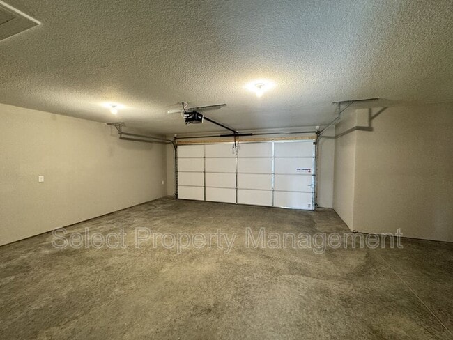 Building Photo - 12701 Towcester Court