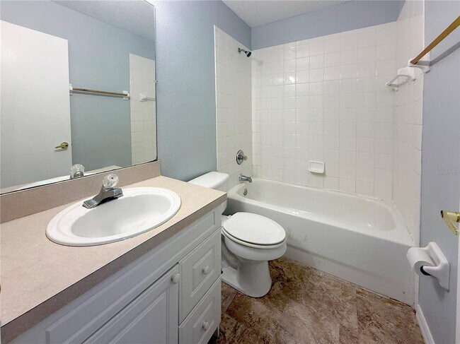 Building Photo - 515 Orchid Dr