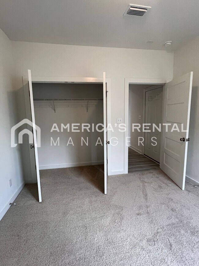 Building Photo - 21567 Tawny Lp