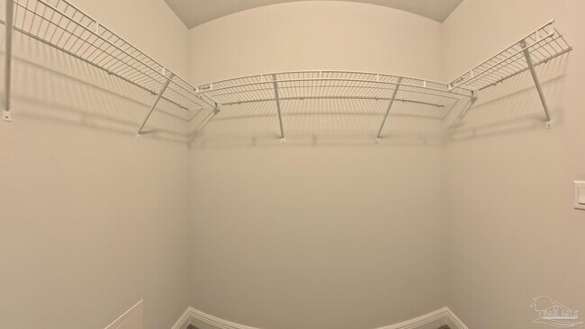 Building Photo - 185 Polo Ter