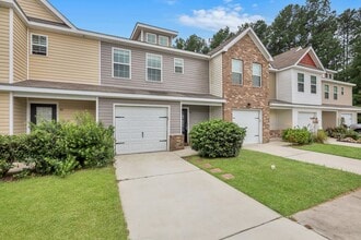 Building Photo - 43 Mossy Oak Cv