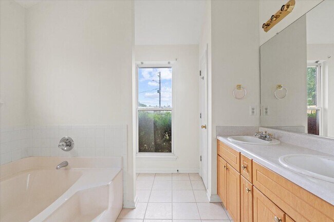 Building Photo - 4500 Martha's Way