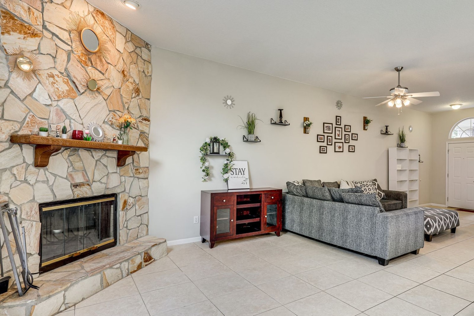 Building Photo - 3812 Tallcott Dr