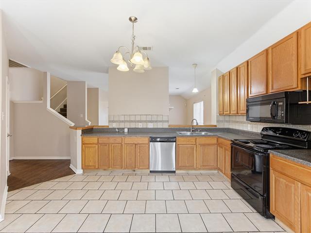 Building Photo - 464 Bass Rd