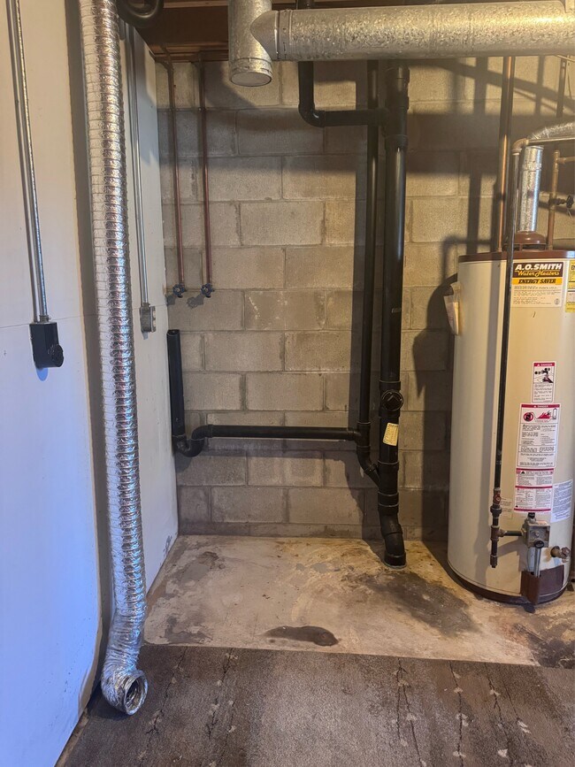 Building Photo - 7804 S 71st Ave