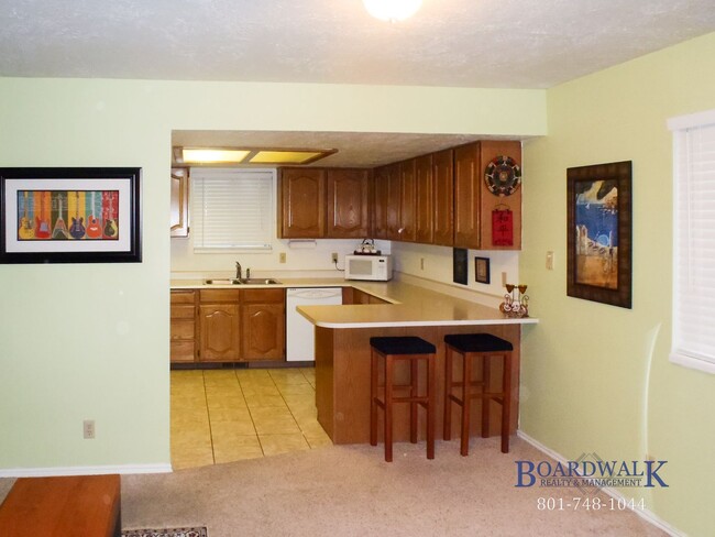 Building Photo - Awesome 3 Bedroom in Salt Lake City!