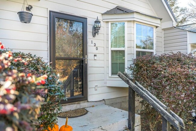 Building Photo - 130 Wrights Mill Cir