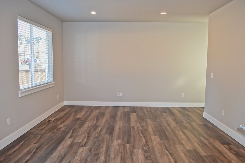 Building Photo - 6918 Delaney Ln NE